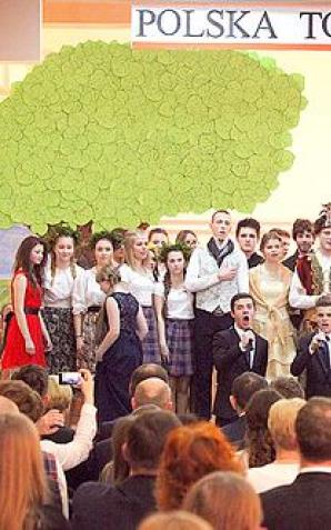 [VIDEO] Prezydent RP w Liceum Polonijnym: Dziękuję, że zachowaliście poczucie wspólnoty z ojczyzną